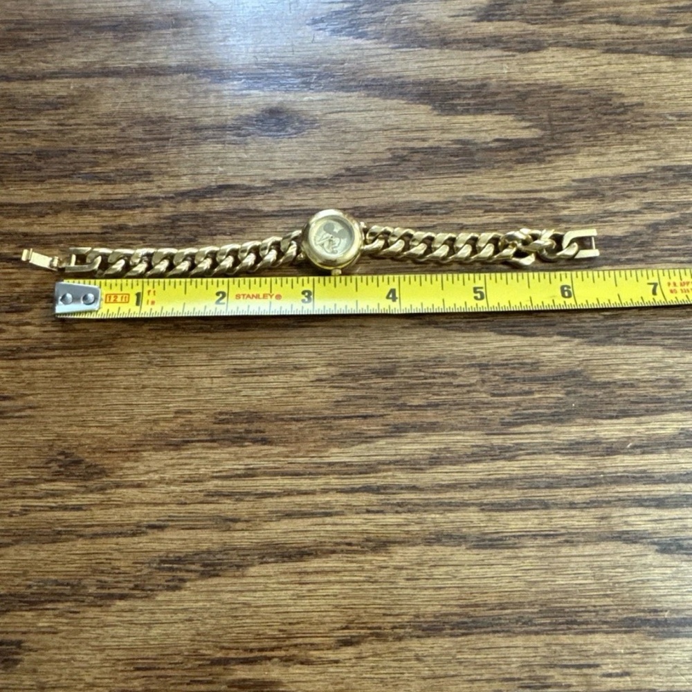 Mickey Gold Chain Watch - Picture 9 of 9
